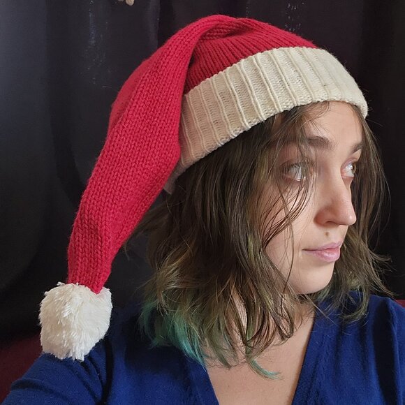 Handmade knitted Holiday hat - Picture 1 of 3